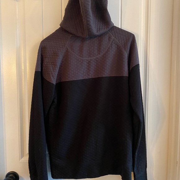 Men’s Howe quilted full-zip hoodie / size medium / worn once - Picture 2 of 3